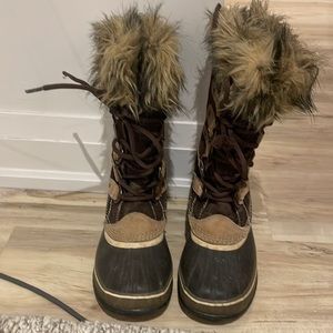 SOREL Waterproof Winter Boots Size 7